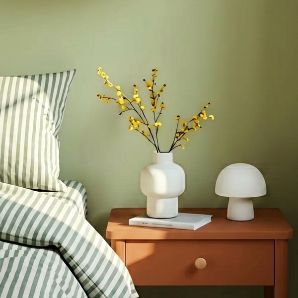 5 blue and green paint colours for a relaxing bedroom