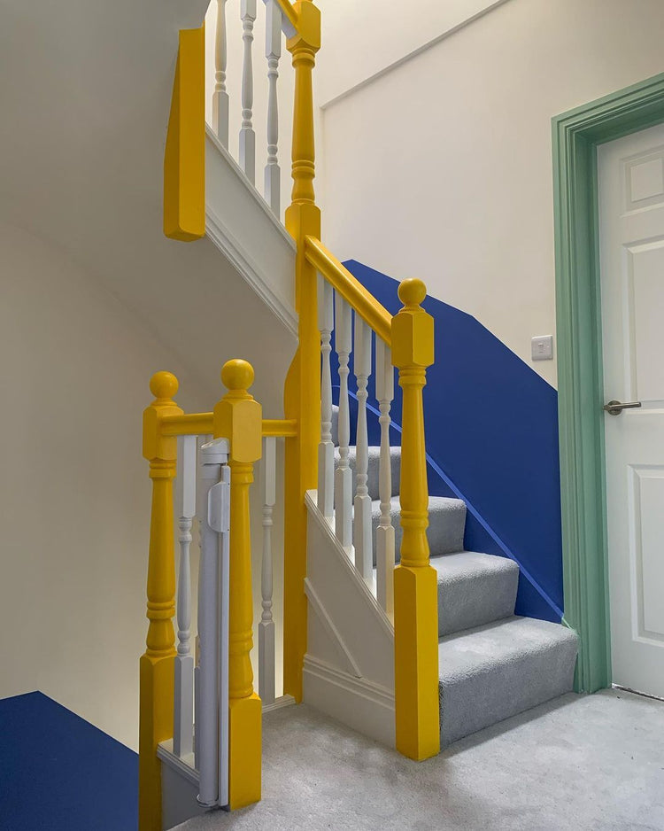 YesColours premium Passionate Yellow paint swatch