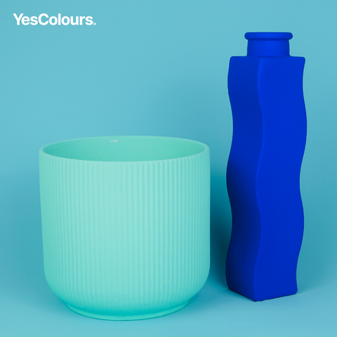 Electric Aqua paint swatch