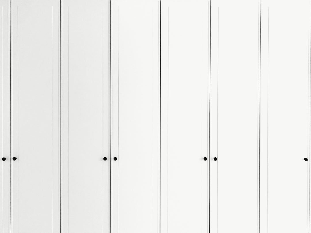 Hot White Eggshell Interior Wall Paint | YesColours