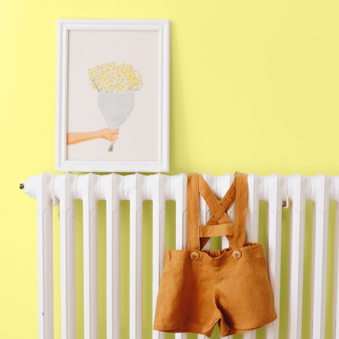 Fresh Yellow paint swatch
