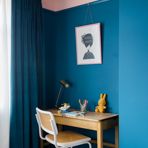 Loving Teal paint swatch